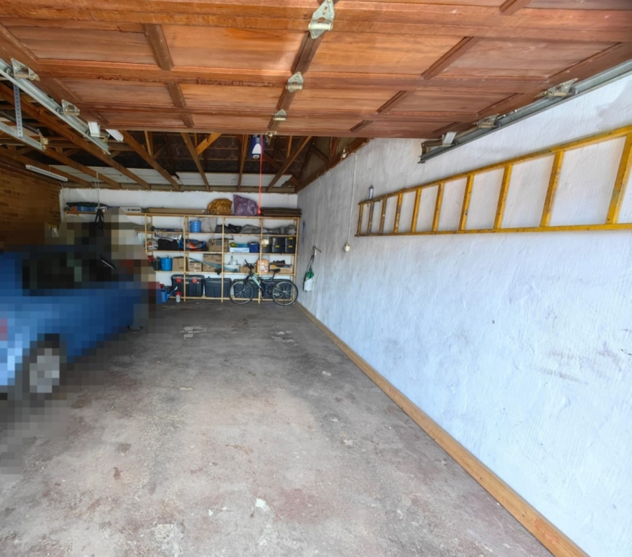 3 Bedroom Property for Sale in Vaalpark Free State